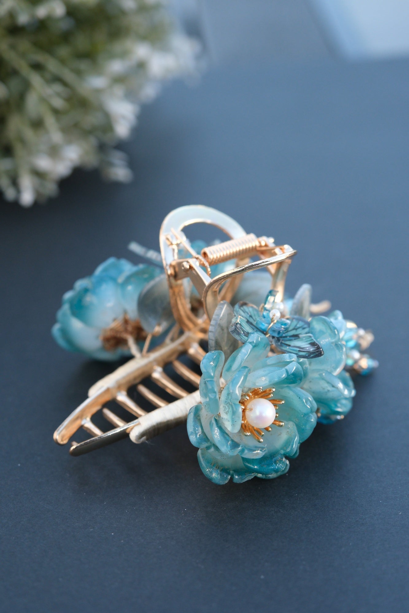 Colored Glaze Hair Claw