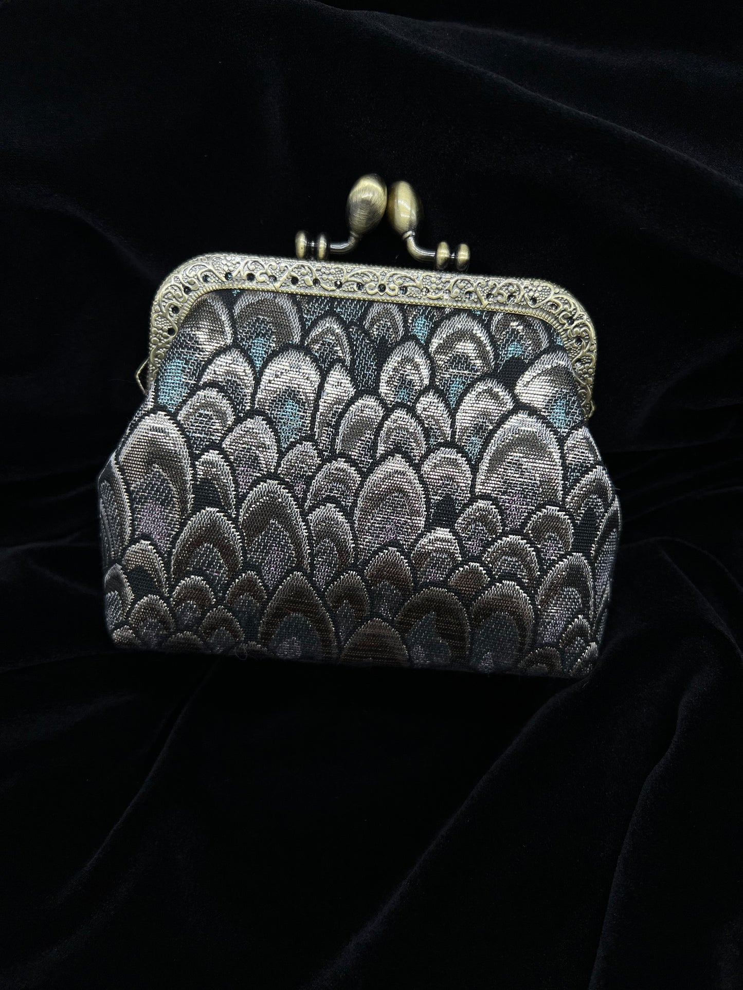 Embroidery Handbag - Fish Scale